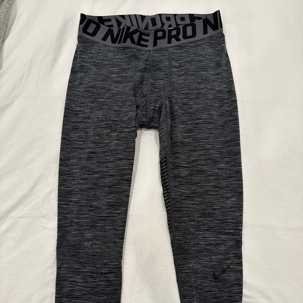 Men Nike Pro Dri Fit 3/4 Tights/Leggings (Dark Grey)
